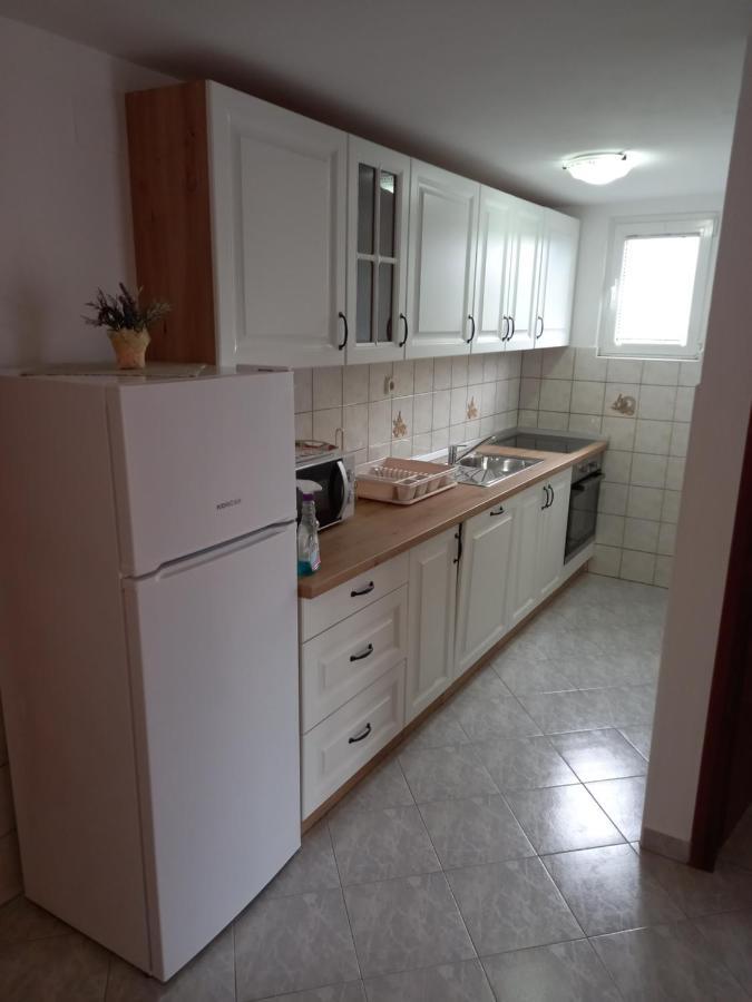 קמפור Apartments Makaus מראה חיצוני תמונה