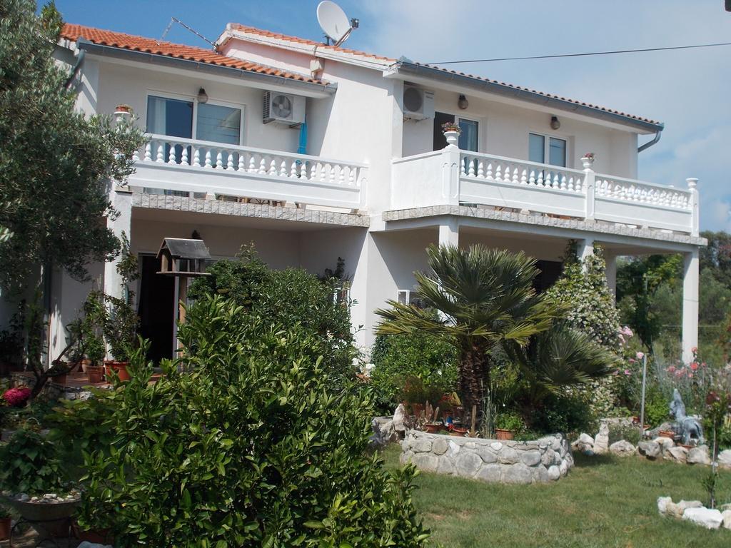 קמפור Apartments Makaus מראה חיצוני תמונה